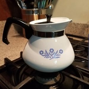 Vintage corningware blue cornflower teapot